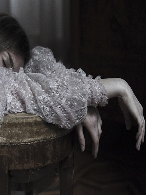 Cover image for The Feather Pillow